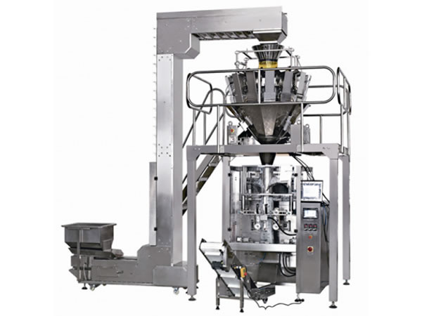 Machine d'emballage avec peseuse associative